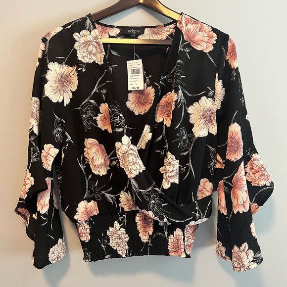 Black and pink floral blouse flared sleeve - Picture 1 of 4